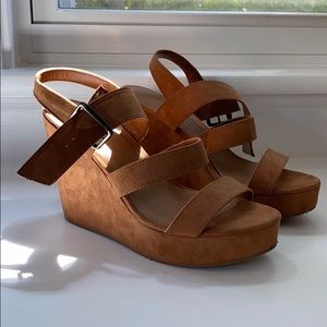 Camel Strappy Wedge Heels - size 10 - 3 strap - Perfect for summer!